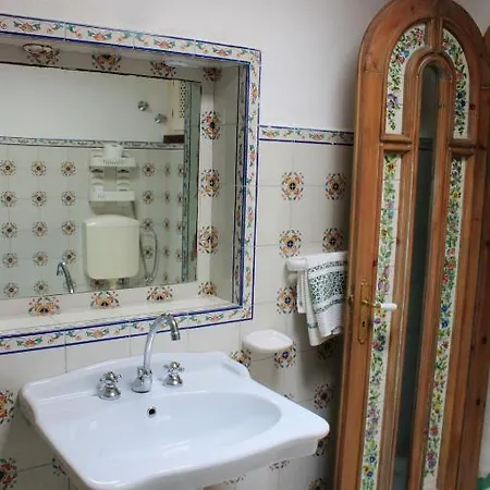 Casa Seralba 3*
