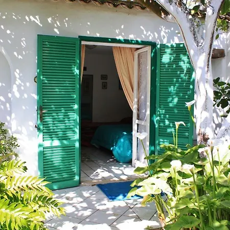 Casa Seralba Bed & Breakfast 3*