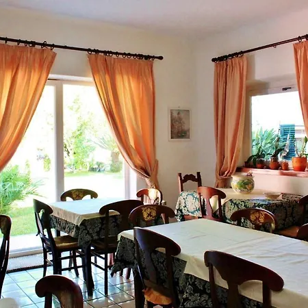 Casa Seralba Bed & Breakfast 3*