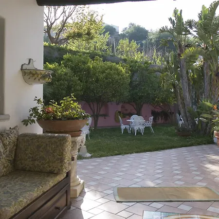 Casa Seralba Panzió Forio di Ischia