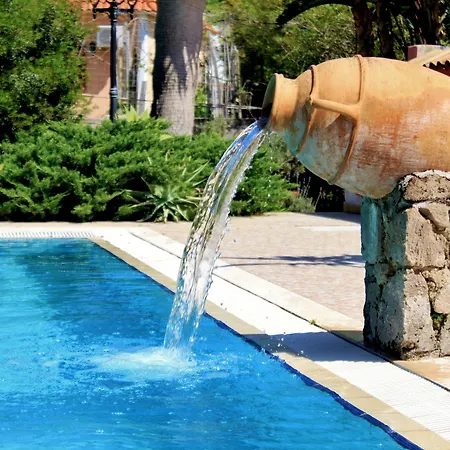Casa Seralba Bed & Breakfast 3*
